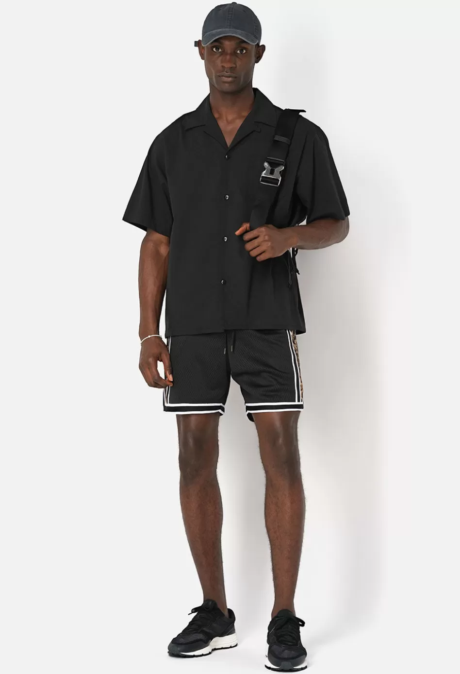 Store JOHN ELLIOTT Vintage Varsity Shorts BlackXLynx