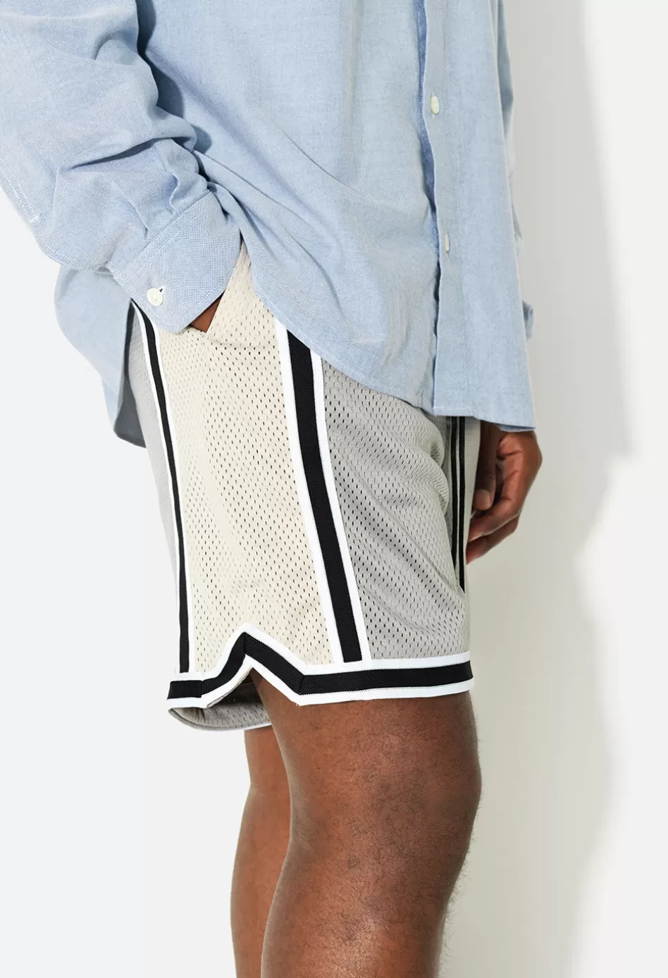 Store JOHN ELLIOTT Vintage Varsity Shorts Coyote